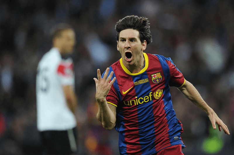 Messi – cầu thủ đầu tiên ghi 5 bàn tại vòng knock-out Champions League.