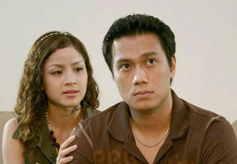 Tạo hình đáng nhớ của anh trong vai thiếu gia Cao Thanh Lâm ở bộ phim Chạy án.